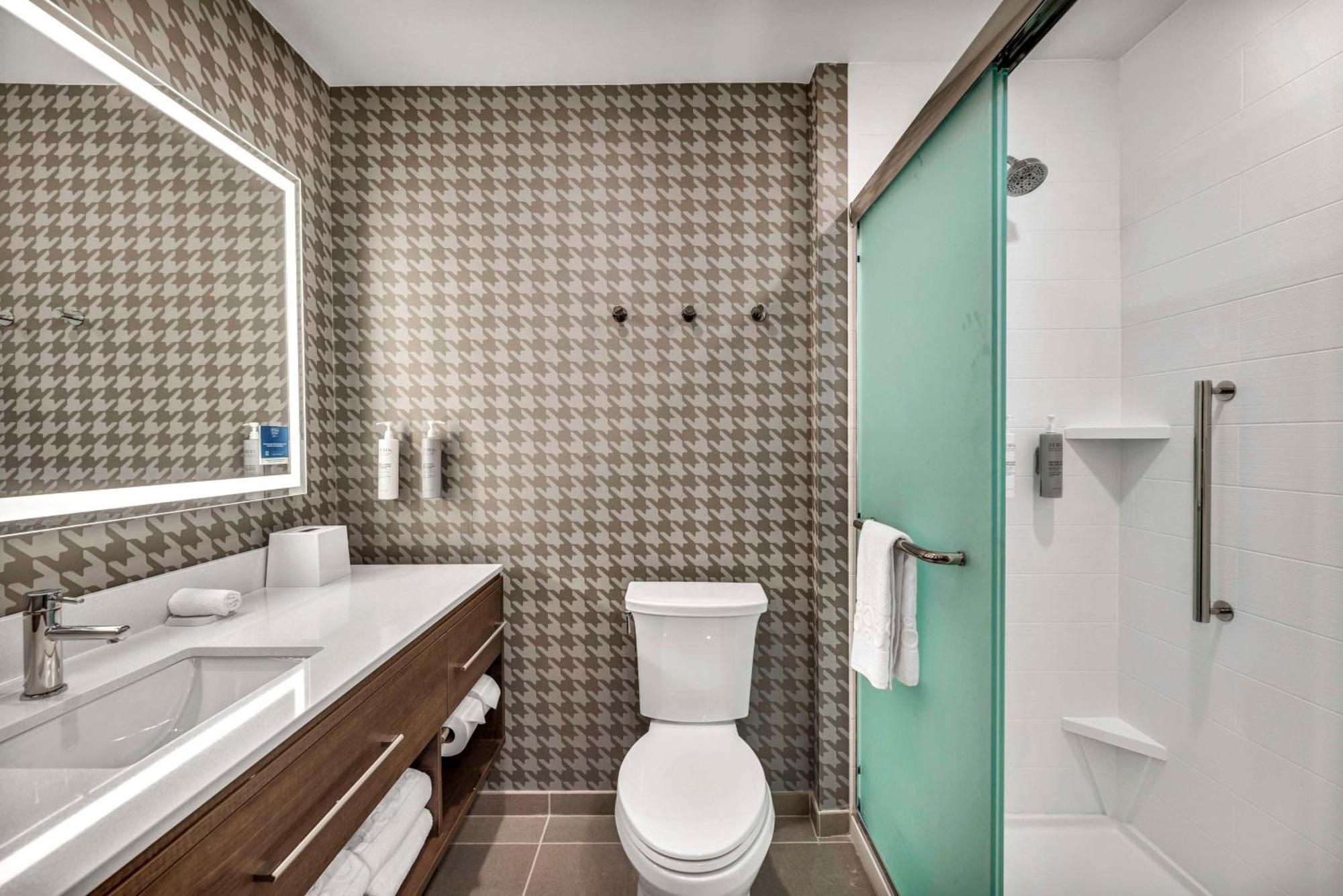 Home2 Suites By Hilton Raleigh West Lenovo Center Bagian luar foto