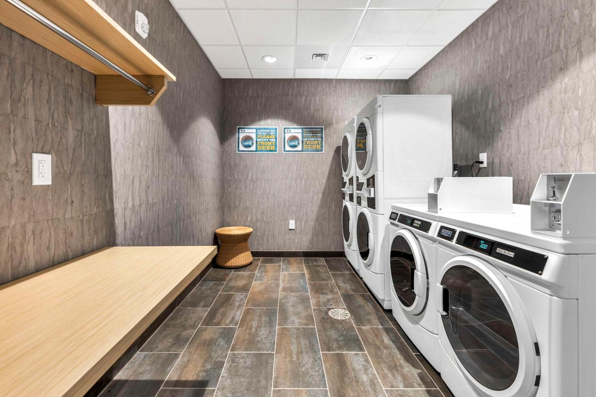 Home2 Suites By Hilton Raleigh West Lenovo Center Bagian luar foto