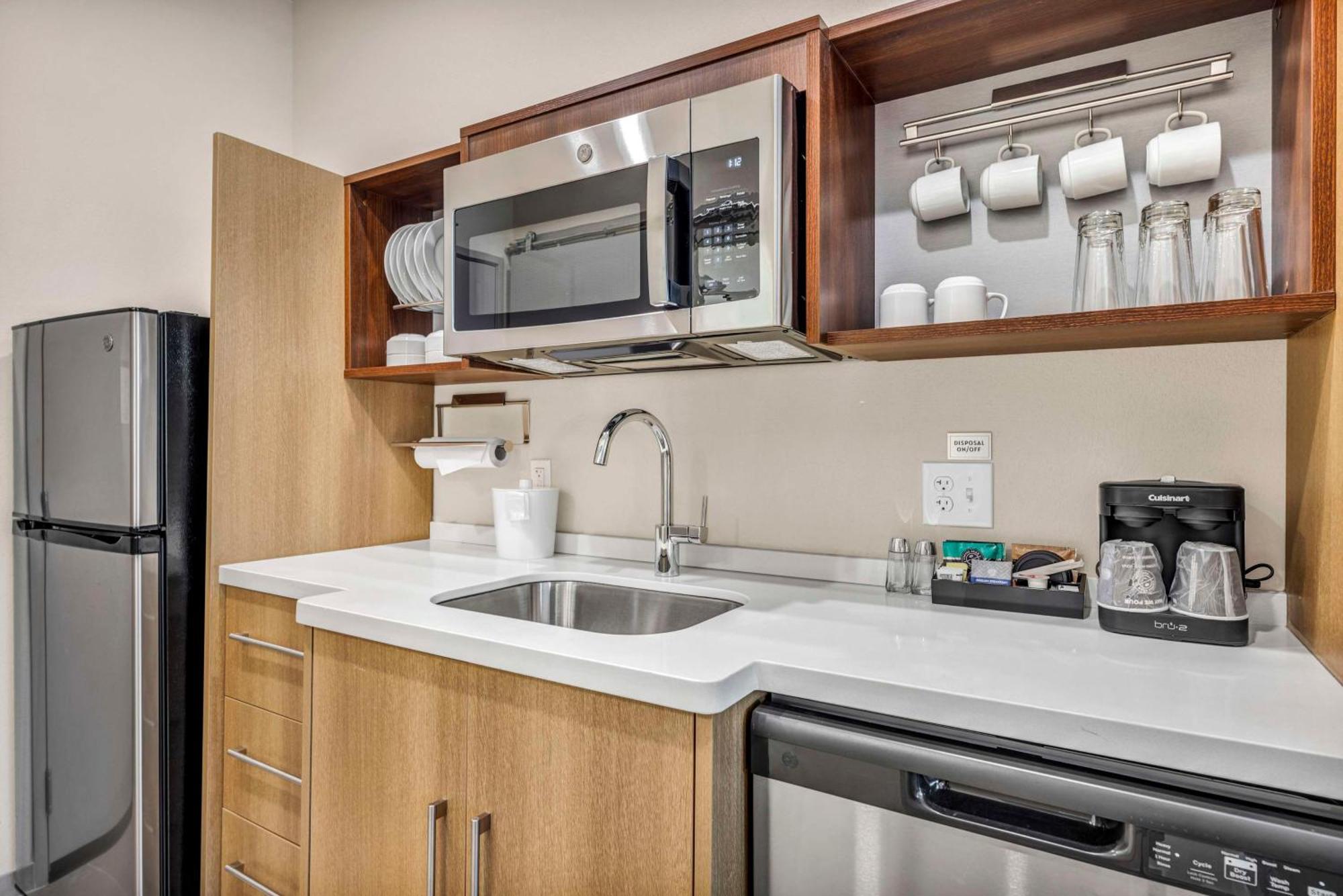 Home2 Suites By Hilton Raleigh West Lenovo Center Bagian luar foto
