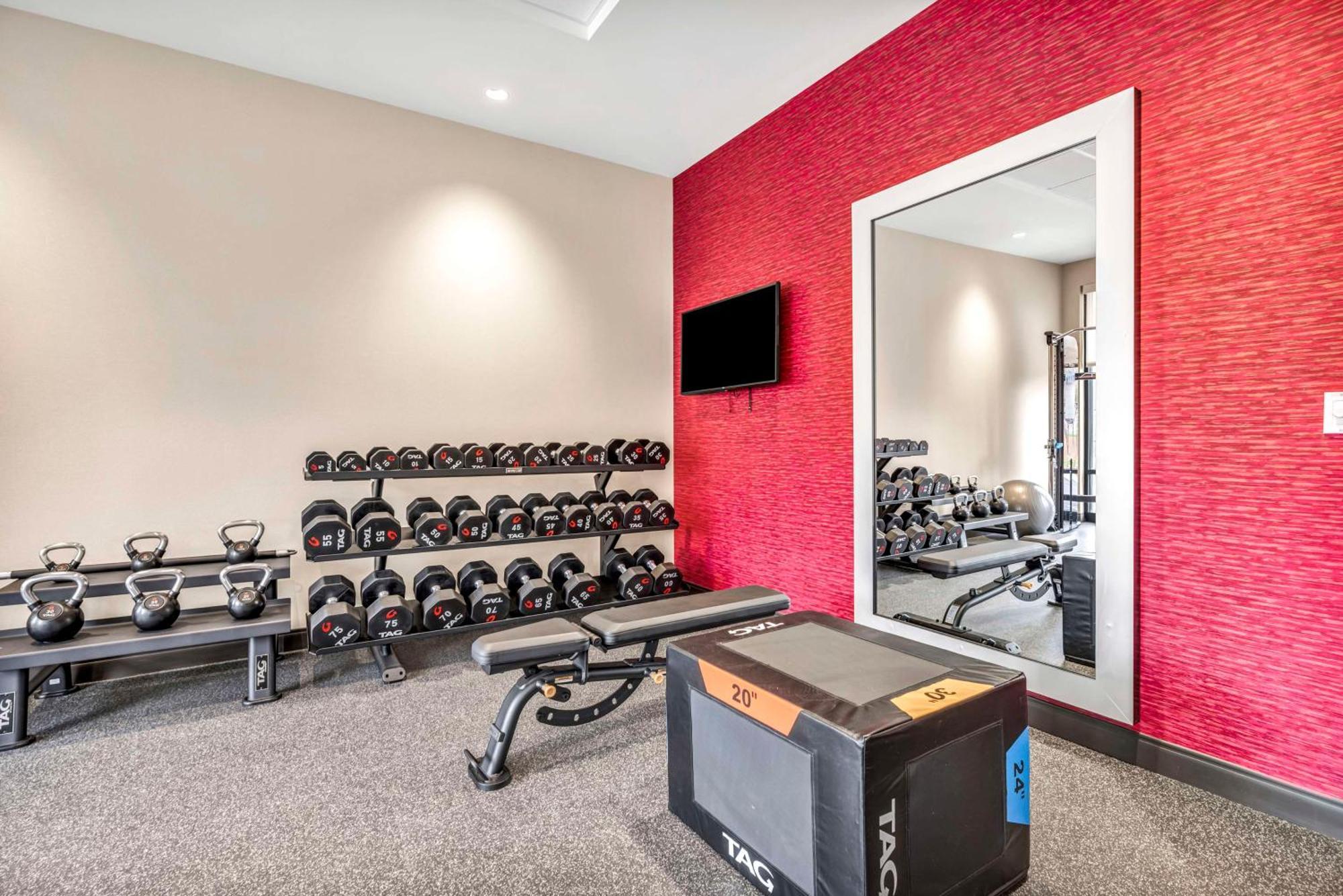 Home2 Suites By Hilton Raleigh West Lenovo Center Bagian luar foto