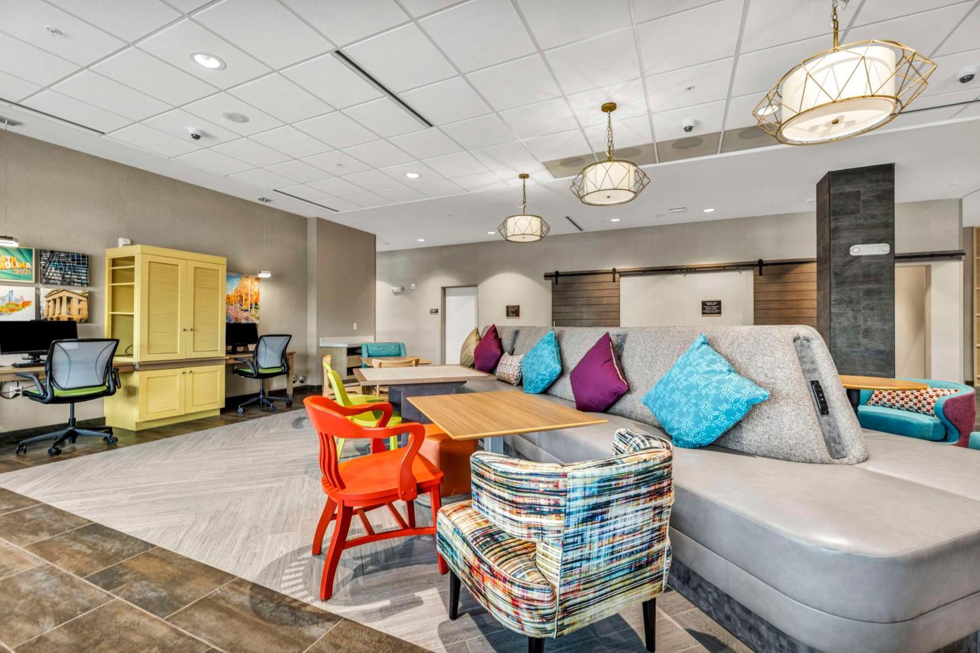 Home2 Suites By Hilton Raleigh West Lenovo Center Bagian luar foto